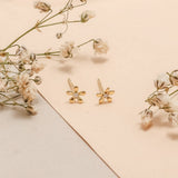 Aretes Mini - Flor con punto de luz