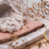 Collares - Iniciales de perlas
