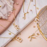 Collares - Iniciales de perlas