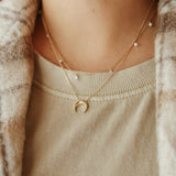 Collares - Luna Invertida Pasante