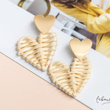 Maxi Aretes - Corazones dorados y corazón tejido Beige